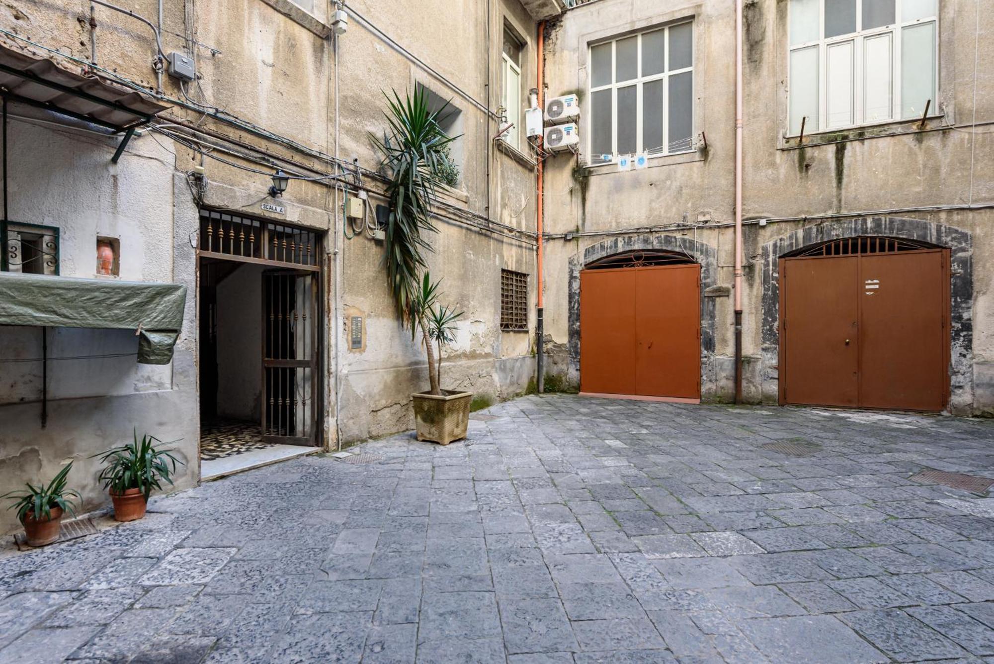 Ecosuite Spaccanapoli * Naples